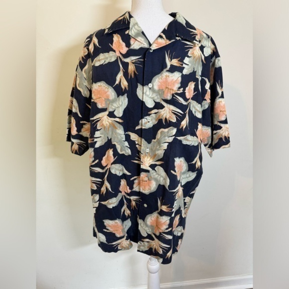 Daniel Cremieux Mens Hawaiian Shirt Size Medium Linen/Cotton Blend Blue Floral‎